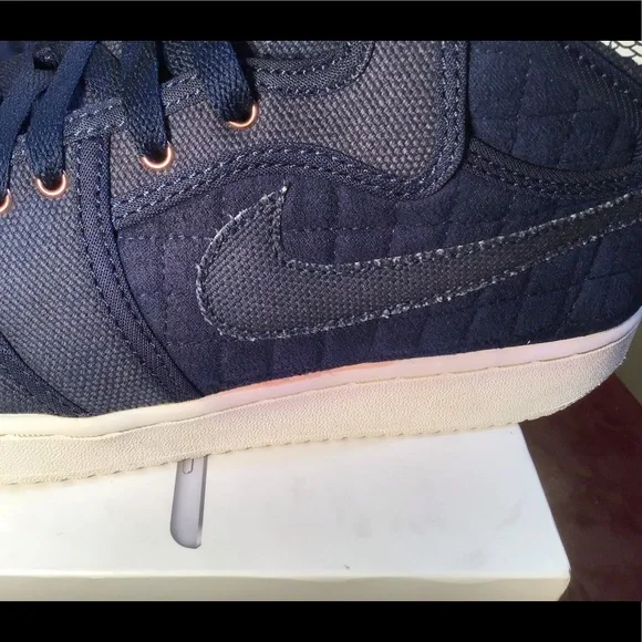 Jordan 1 RetroAJKO Blue Quilted - Picture 7 of 16